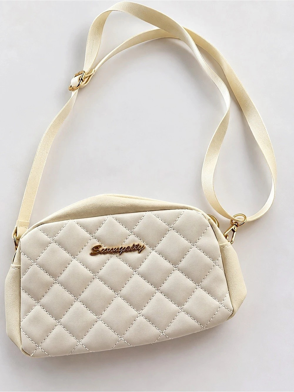 Sammy Jo Quilted Crossbody Bag in Cream Like New